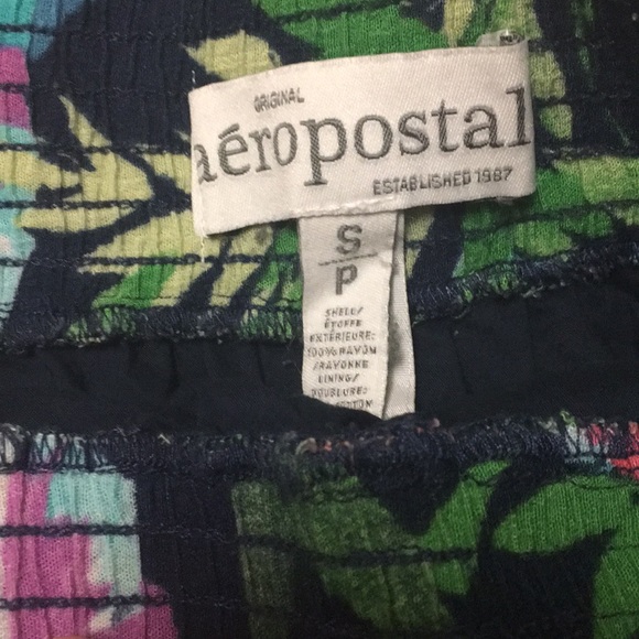 Floral Aeropostale skirt✨ - Picture 2 of 2